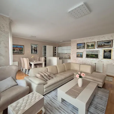 Apartment Avalon Apartman Novi Sad *