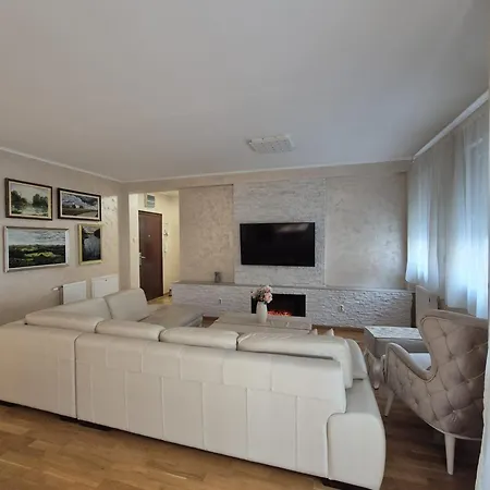 Avalon Apartman Novi Sad *